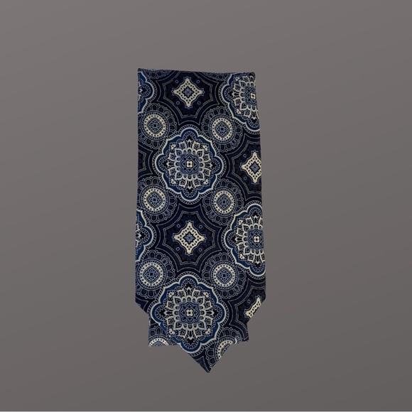 jos a bank executive collection tie